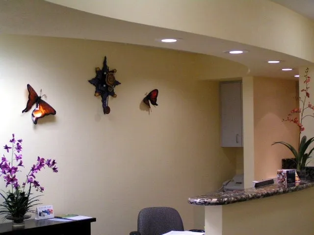 Jerry Yao, DDS from desk